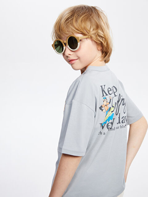 LCW Kids Bisiklet Yaka Nostaljik Maymun Baskılı Erkek Çocuk Tişört - S5H019Z4-FKN