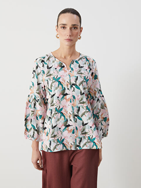 LCWAIKIKI Classic Notch Neck Floral Women's Blouse