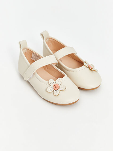 LCW STEPS Deri Görünümlü Kız Bebek Babet - S5H357Z1-V2K