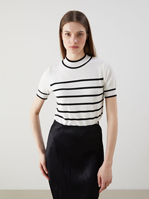 LCW Modest Dik Yaka Çizgili Kadın Triko Kazak - S5H482Z8-LEF