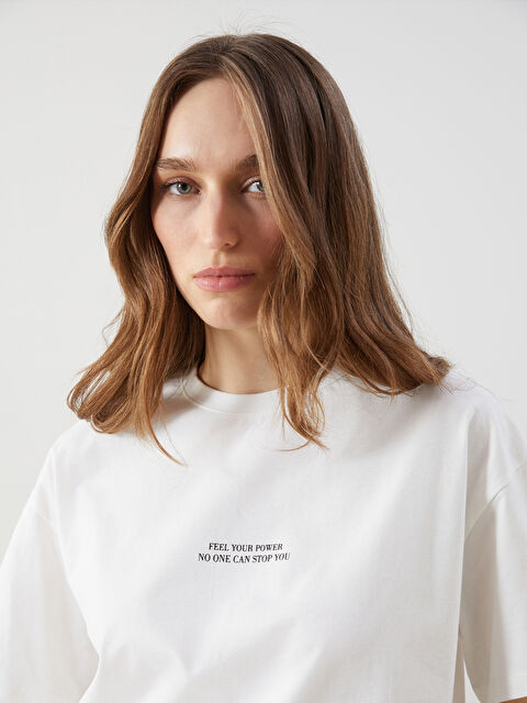 LCW Modest Bisiklet Yaka Baskılı Oversize Kadın Tişört - S5HA29Z8-Q6K