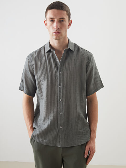 LCW Vision Regular Fit Kısa Kollu Erkek Gömlek - S5HA98Z8-H6X