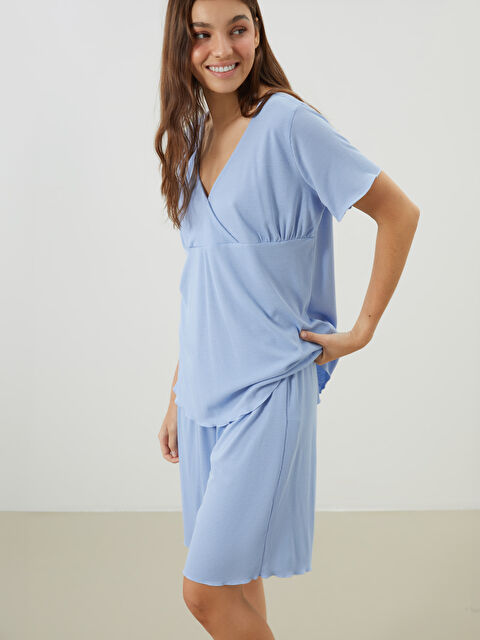 LCW DREAM V Yaka Hamile Şortlu Pijama Takımı