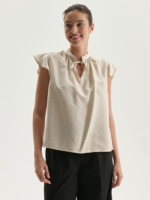 LCWAIKIKI Classic Tie Neck Ruffled Blouse - S5HD61Z8-FZJ