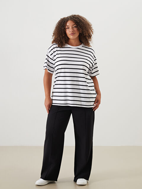 LCW Comfort Bisiklet Yaka Çizgili Kadın Tişört