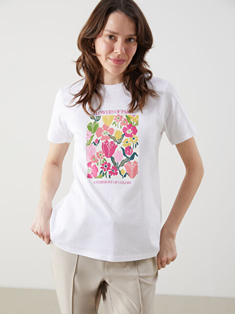 LCW Comfort Bisiklet Yaka Çiçekli Kadın Tişört - S5HR17Z8-Q6K