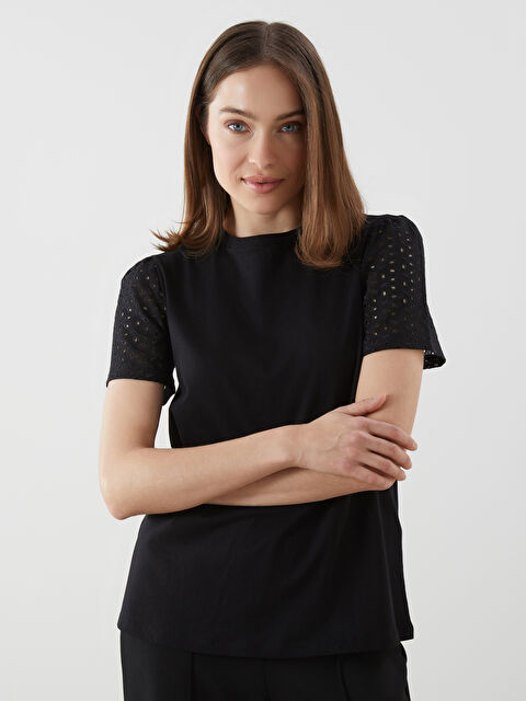 LCW Comfort Bisiklet Yaka Nakışlı Kadın Tişört - S5I379Z8-CVL