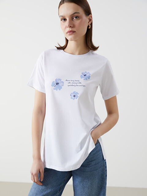LCW Comfort Bisiklet Yaka Çiçekli Kadın Tişört - S5I384Z8-R9J