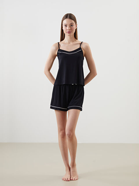 LCW DREAM V Yaka Askılı Kadın Şortlu Pijama Takımı - S5I609Z8-CVL