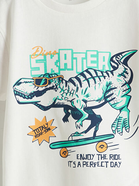 LCW Kids Ekru Dinozor Baskılı Erkek Çocuk Tişört ve Şort 2'li