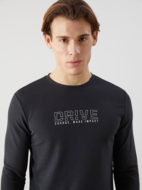 LCWAIKIKI Classic Bisiklet Yaka Uzun Kollu Baskılı Erkek Sweatshirt - S5IJ23Z8-HJV