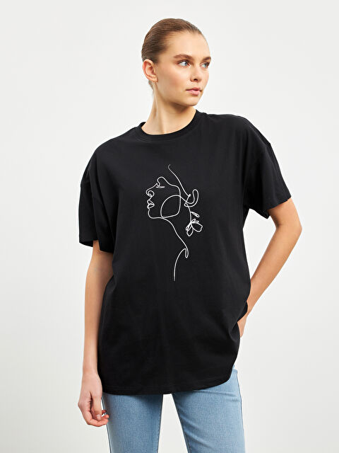 LCWAIKIKI Classic Crew Neck Printed Oversize Women's T-Shirt - S5IJ65Z8-CVL