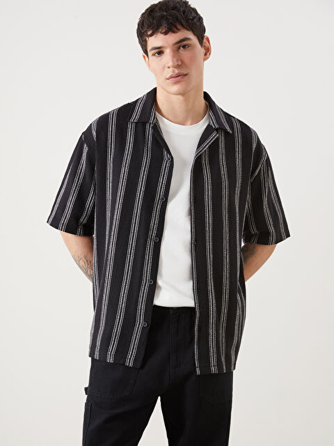 XSIDE Regular Fit Kısa Kollu Çizgili Erkek Gömlek - S5IK27Z8-LEG