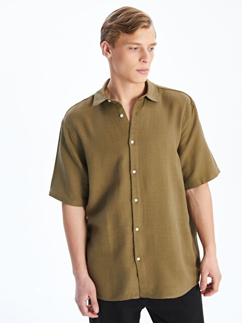 LCW Vision Regular Fit Kısa Kollu Erkek Gömlek - S5IO61Z8-Z5T