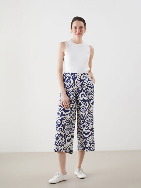 LCWAIKIKI Classic Beli Lastikli Desenli Kadın Kapri - S5J476Z8-F9C