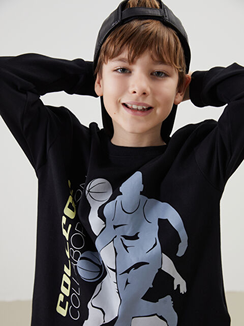 LCW Kids Bisiklet Yaka Erkek Çocuk Tişört - S5J762Z4-CVL