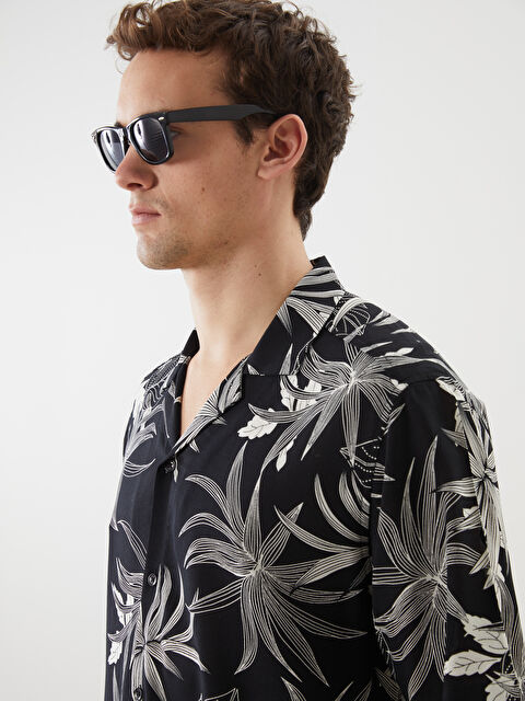 LCW Vision Regular Fit Kısa Kollu Desenli Viskon Erkek Gömlek - S5J901Z8-LQJ