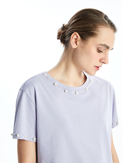 LCWAIKIKI Classic Bisiklet Yaka Boncuk İşlemeli Kadın Tişört - S5JD06Z8-FGM