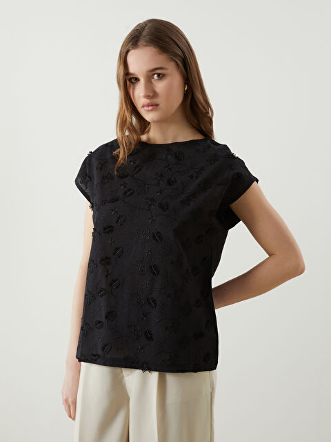 LCWAIKIKI Classic Bisiklet Yaka Çiçekli Kadın Bluz - S5JD41Z8-CVL