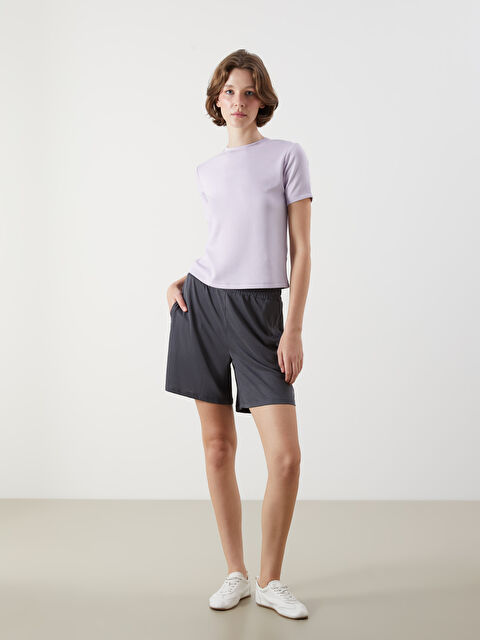 LCWAIKIKI Classic Beli Lastikli Kadın Şort - S5JD70Z8-CVL