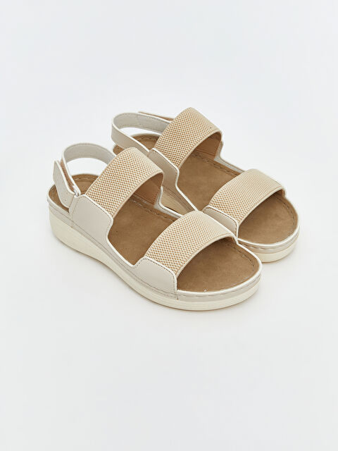 LCW STEPS Deri Görünümlü Kadın Sandalet - S5JN12Z8-FGB