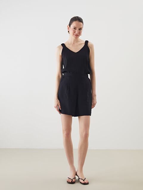 LCWAIKIKI Classic Beli Lastikli Kadın Şort - S5JR17Z8-CVL