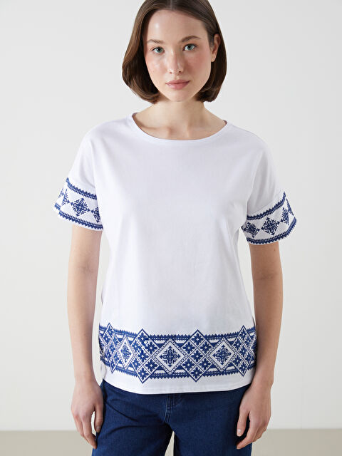 LCWAIKIKI Classic Bisiklet Yaka Desenli Kadın Bluz