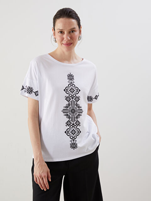 LCWAIKIKI Classic Bisiklet Yaka Desenli Kadın Bluz