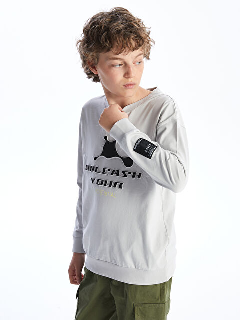 LCW Kids Bisiklet Yaka Kabartma Baskılı Erkek Çocuk Tişört - S5K105Z4-G5K