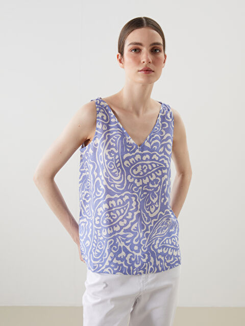 LCWAIKIKI Classic V Yaka Desenli Kadın Bluz - S5K245Z8-LQQ