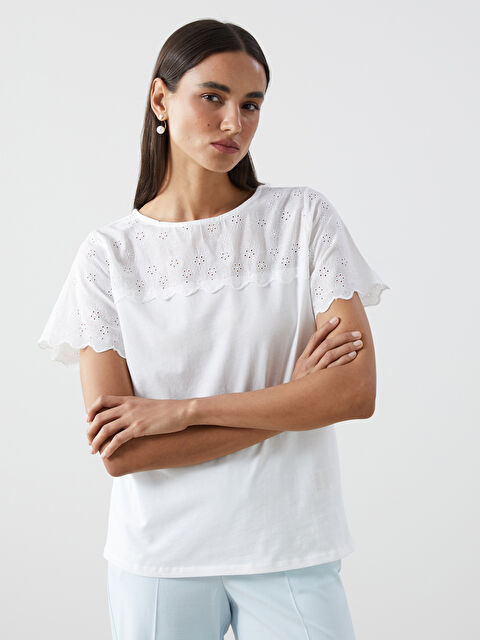 LCWAIKIKI Classic Bisiklet Yaka Nakışlı Kadın Bluz - S5K323Z8-R9J