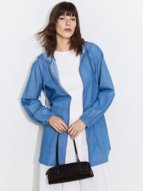 LCWAIKIKI Classic Kapüşonlu Kadın Jean Tesettür Kap - S5KA19Z8-563