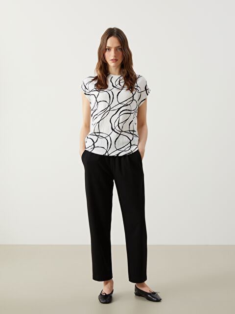 LCWAIKIKI Classic Beli Lastikli Havuç Kesim Kadın Pantolon - S5KF93Z8-CVL