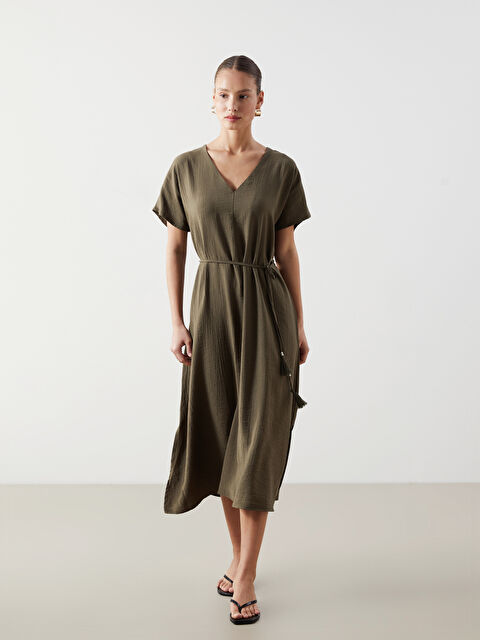 LCWAIKIKI Classic V Yaka Dokulu Kadın Elbise - S5KL41Z8-CRR