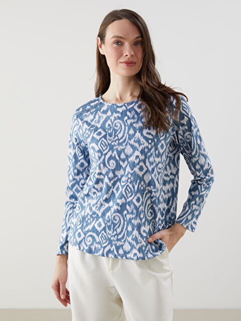 LCW Grace Bisiklet Yaka Desenli Kadın Tişört - S5KN36Z8-LS3