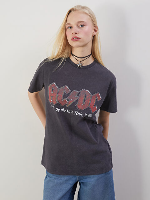 XSIDE Bisiklet Yaka AC/DC Baskılı Kadın Tişört - S5KR45Z8-VDL