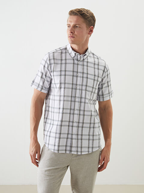LCWAIKIKI Classic Regular Fit Kısa Kollu Ekose Erkek Gömlek - S5KS58Z8-LPT