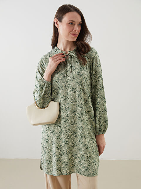 LCW Grace Bağlamalı Yaka Çiçekli Kadın Tunik - S5L425Z8-LRL