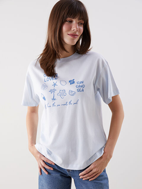 LCW Comfort Bisiklet Yaka Baskılı Kadın Tişört - S5L614Z8-FZ7