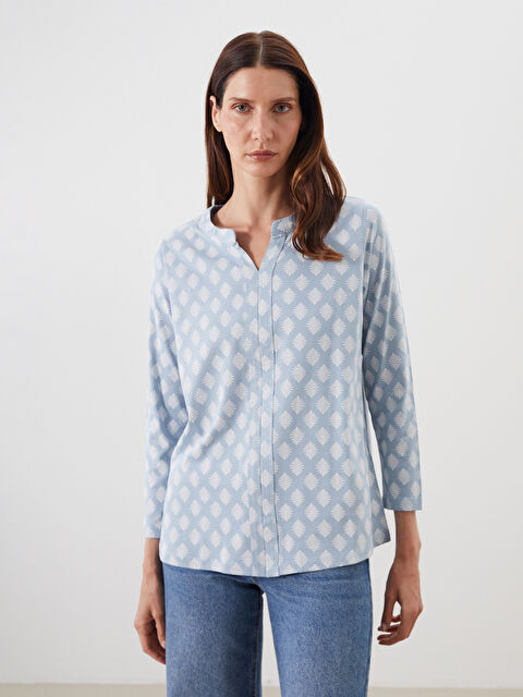 LCWAIKIKI Classic Notch Neck Patterned Blouse - S5L995Z8-LQQ