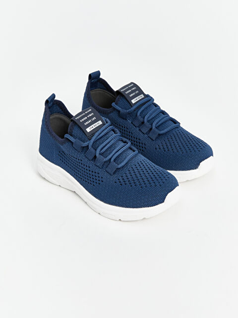 LCW STEPS Bağcıklı File Detaylı Erkek Çocuk Spor Ayakkabı - S5LE89Z4-UCF