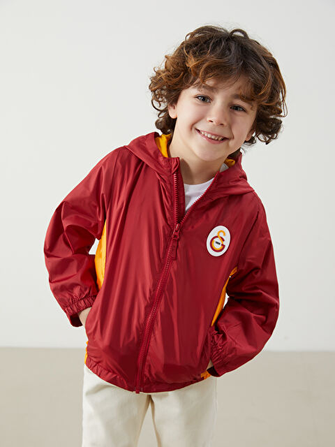 LCW Kids Galatasaray Baskılı Erkek Çocuk Yağmurluk - S5LL01Z1-VAD