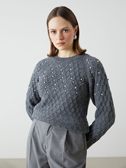 LCWAIKIKI Classic Bisiklet Yaka Boncuk İşlemeli Kadın Triko Kazak - S5LM89Z8-D7H