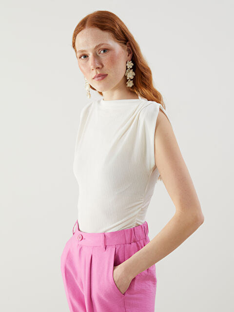 LCWAIKIKI Classic Funnel Neck Textured Women's Body - S5LN24Z8-FEW