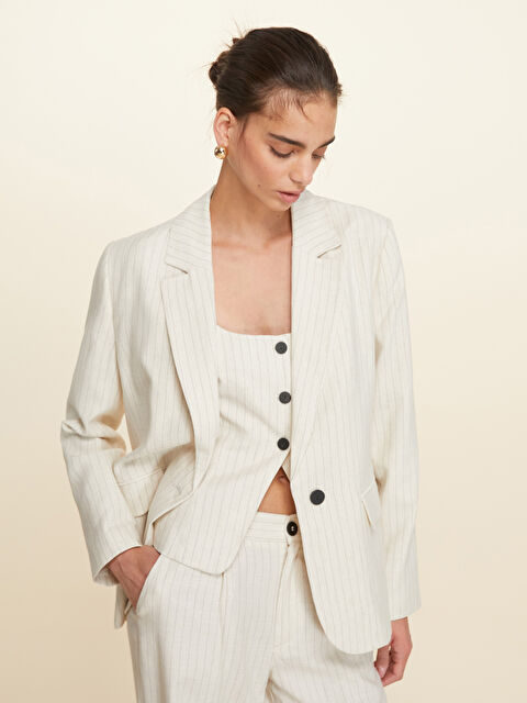 LCW Vision Çizgili Keten Karışımlı Kadın Blazer Ceket - S5LR13Z8-ELZ