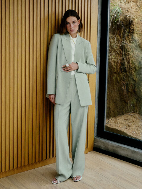 LCW Modest Standart Fit Geniş Paça Kadın Kumaş Pantolon