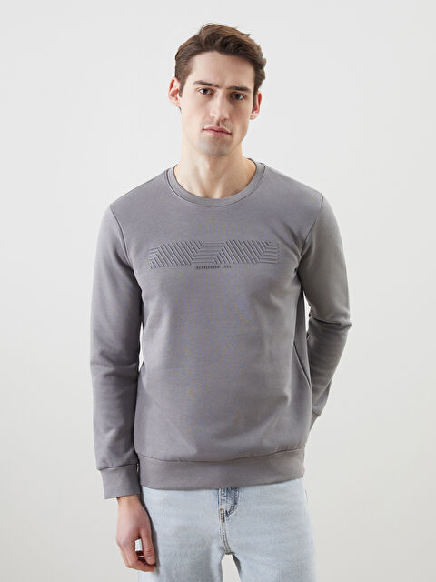 LCWAIKIKI Classic Bisiklet Yaka Baskılı Erkek Kalın Sweatshirt - S5LV18Z8-Z7B