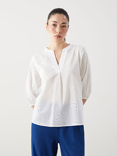 LCWAIKIKI Classic Notch Neck Floral Women's Blouse - S5LV75Z8-Q6K