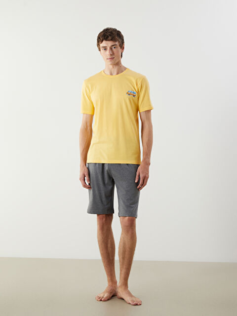 LC WAIKIKI Standart Kalıp Snoopy Baskılı Erkek Şortlu Pijama Takımı - S5M405Z8-FYF