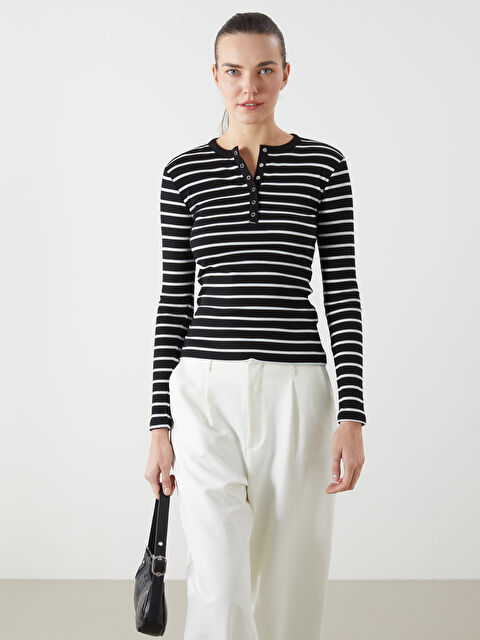 LCWAIKIKI Classic Bisiklet Yaka Çizgili Kadın Tişört - S5M704Z8-LEG